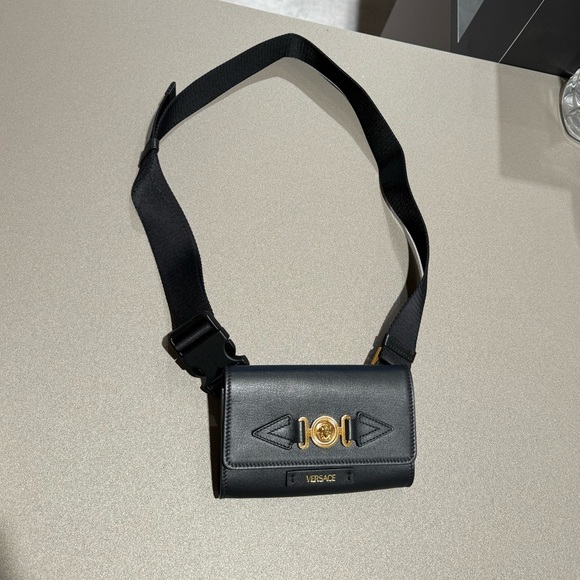 VERSACE MEDUSA MESSENGER BAG - Picture 7 of 8